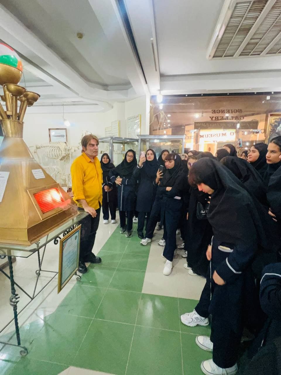 مدرسه مهر تابان